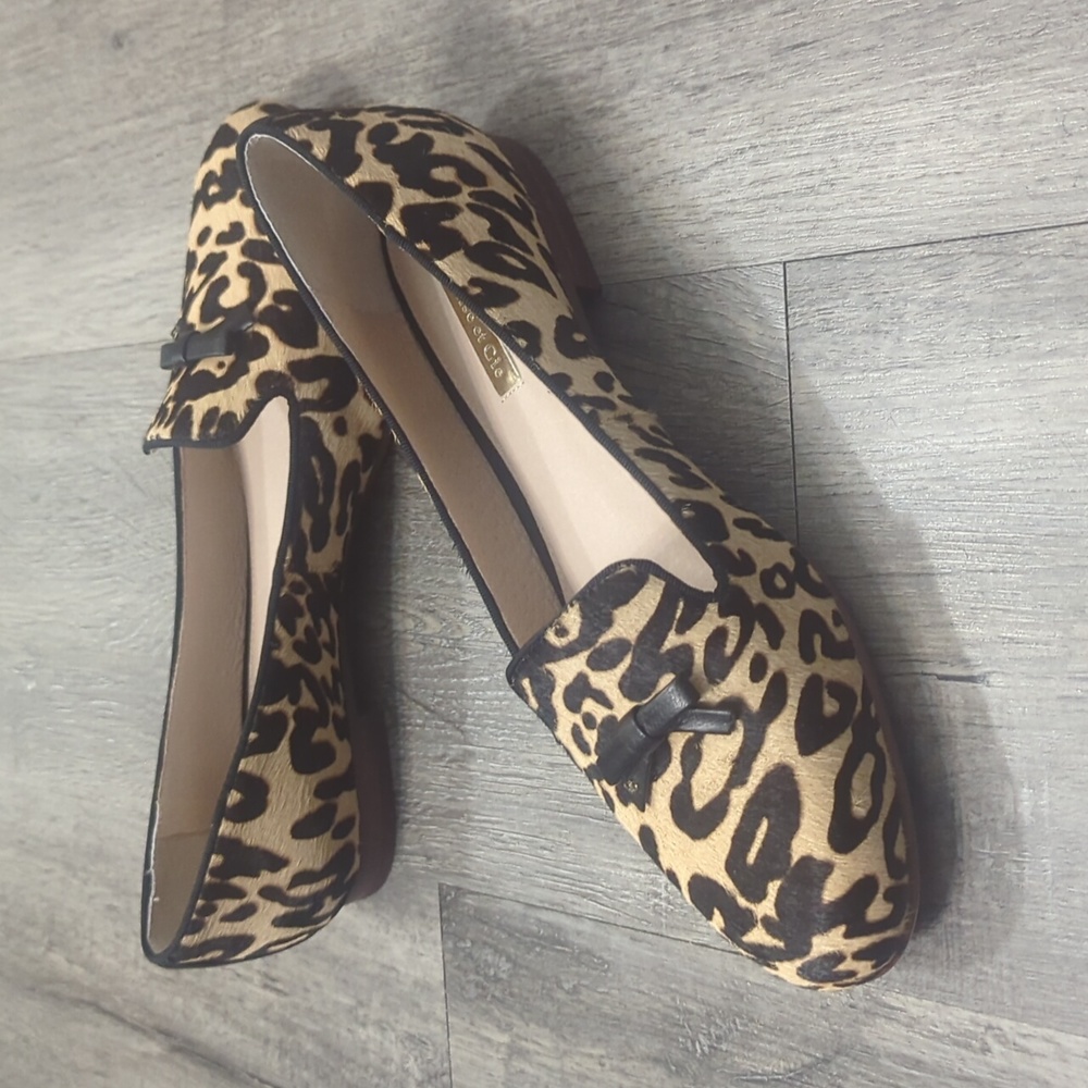 Louise et Cie Calf Hair Animal Print Flats NWOT - Picture 6 of 9